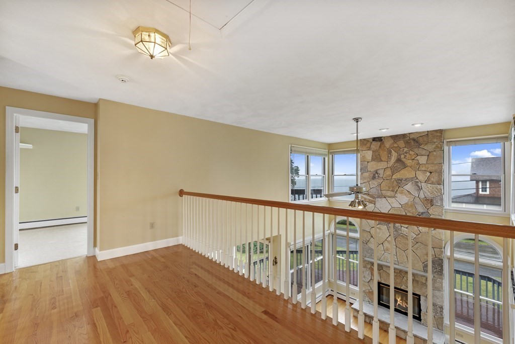 31 Flume Road Gloucester, MA 01930 - Photo 6 of 24