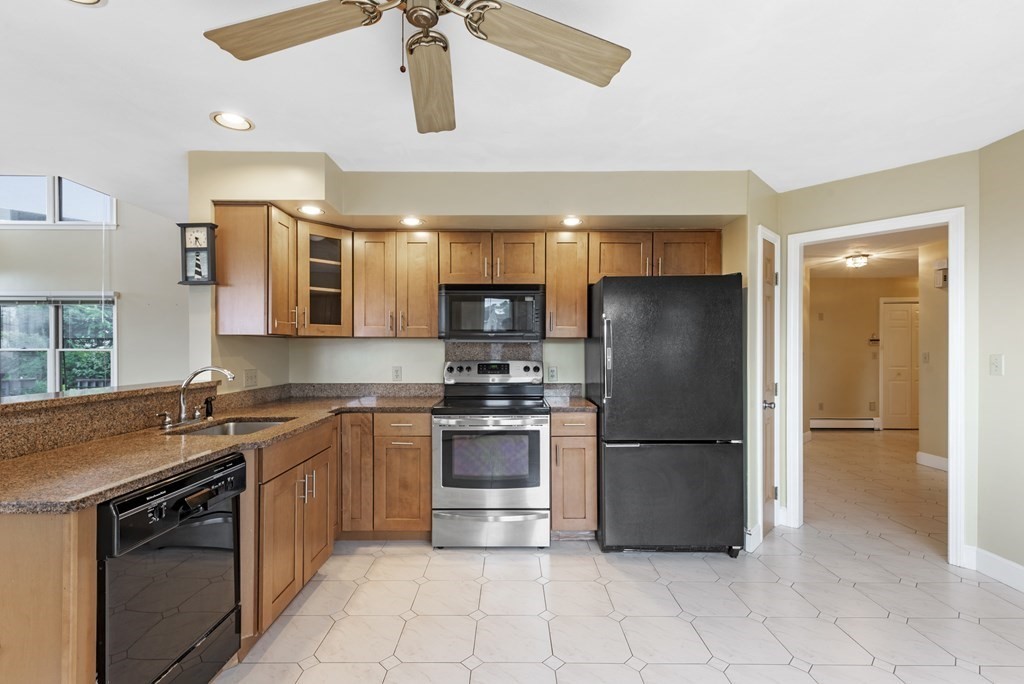 31 Flume Road Gloucester, MA 01930 - Photo 9 of 24