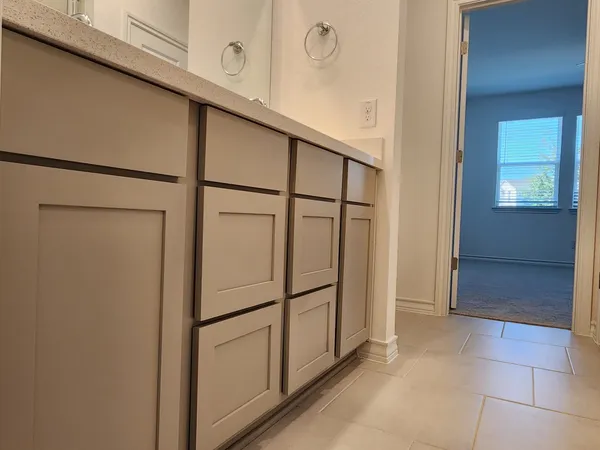 $2,300 | 202 Doodle Lane, Hutto, TX 78634