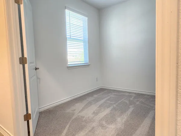 $2,300 | 202 Doodle Lane, Hutto, TX 78634