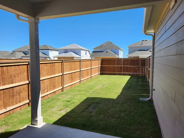 $2,300 | 202 Doodle Lane, Hutto, TX 78634