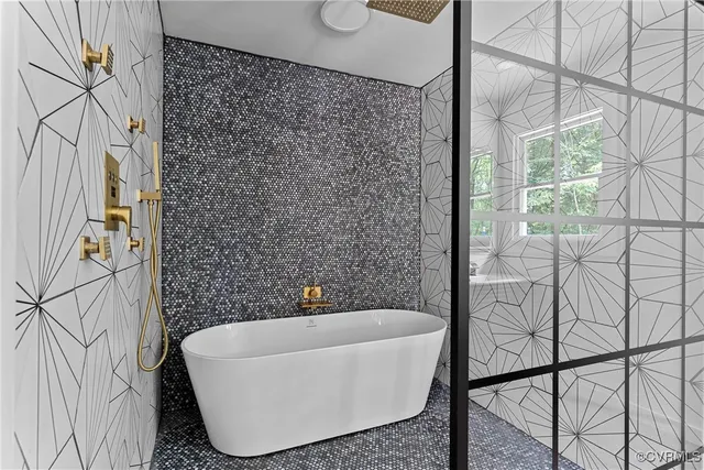 $499,950 | 113 Rappa Run Road, Topping, VA 23169