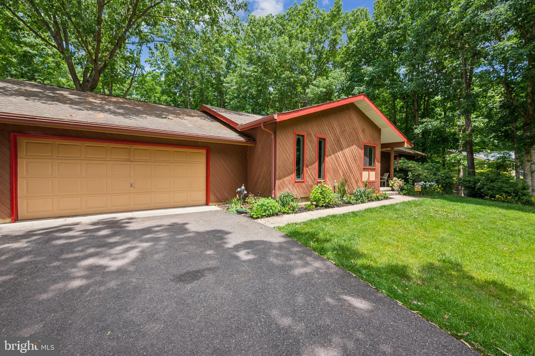 147 Oak Leaf Road Sicklerville, NJ 08081 - Photo 2 of 25 Fully Landscaped Yard