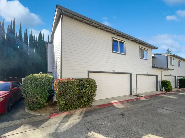 $300,000 | 6230 Oak Valley Lane, Citrus Heights, CA 95621