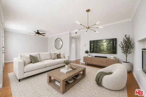 $4,500 | 14937 Dickens Street, Unit 109, Sherman Oaks, CA 91403