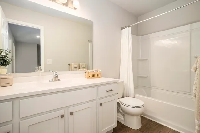 $344,900 | 1045 Foxglove Avenue, Vicksburg, MI 49097