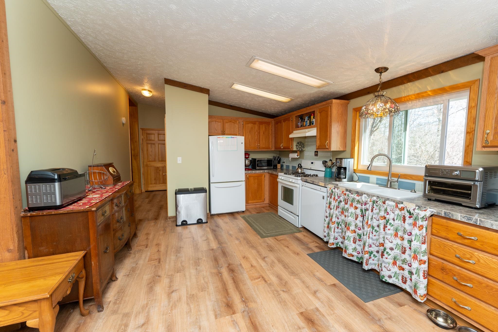 1014 South Coleman Road Shepherd, MI 48883 - Photo 16 of 46