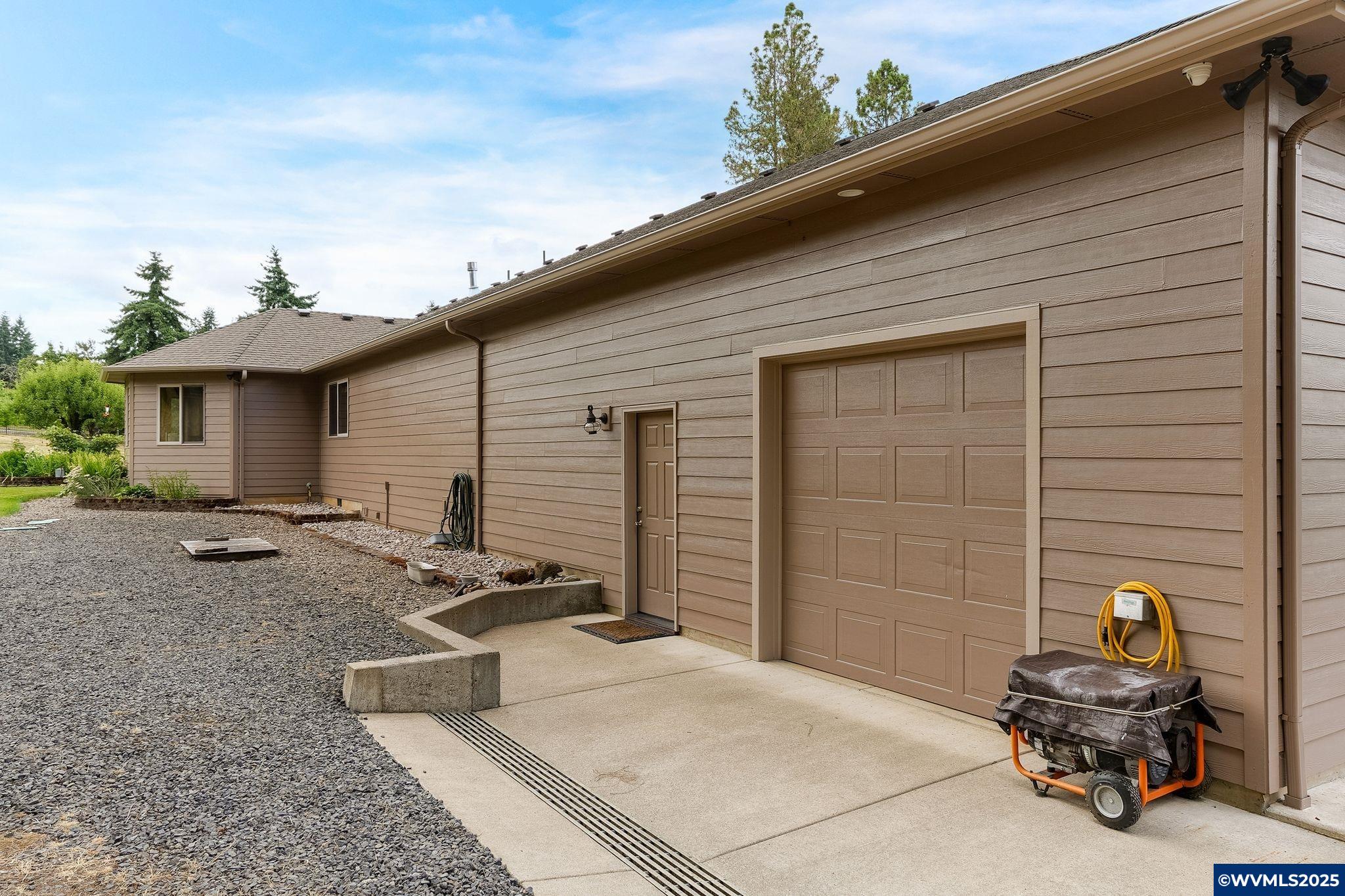 8685 Parrish Gap Road Southeast Turner, OR 97392 - Photo 19 of 50 Gallery Image 19