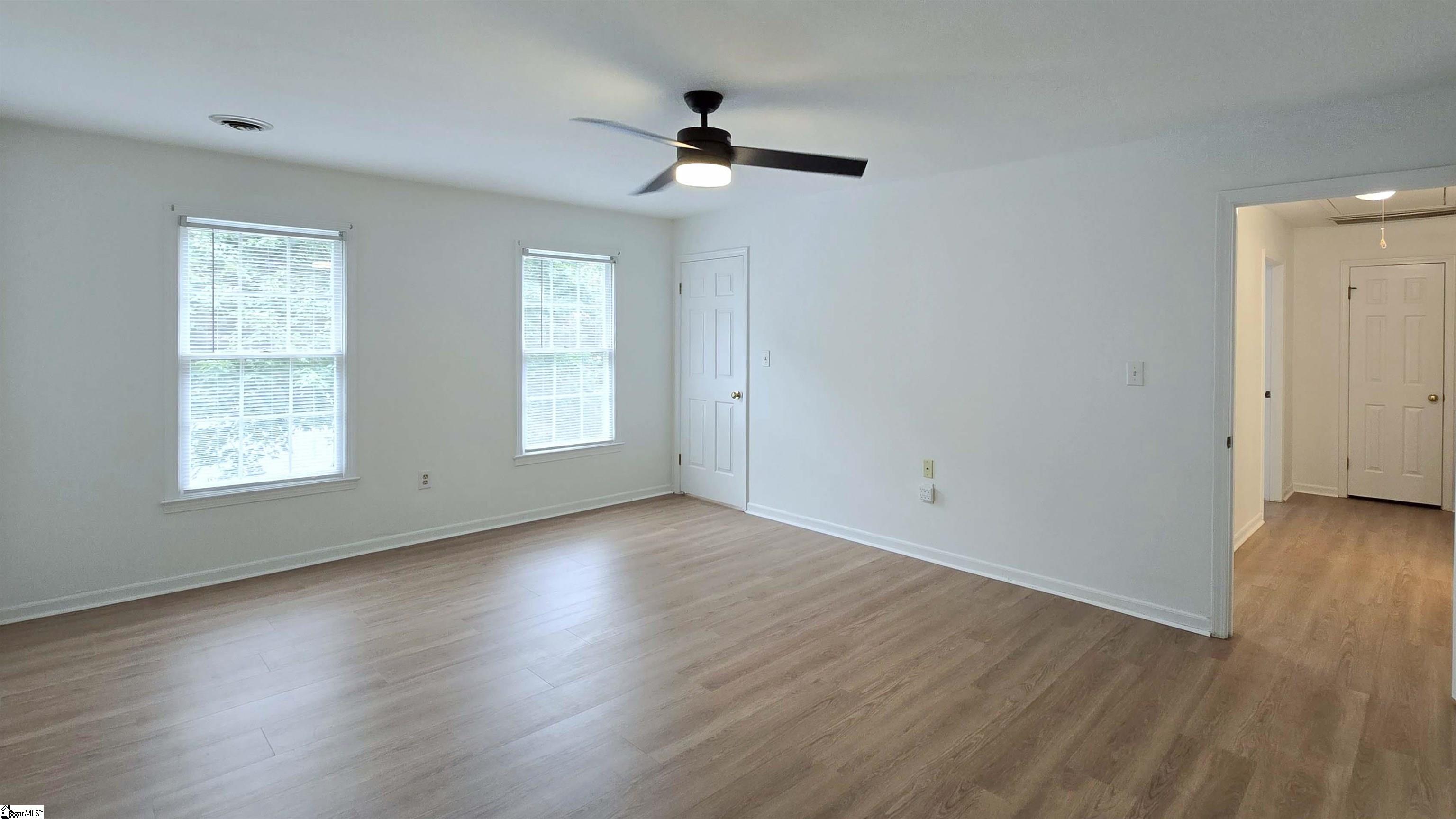 511 Foxhound Road Simpsonville, SC 29680 - Photo 13 of 32