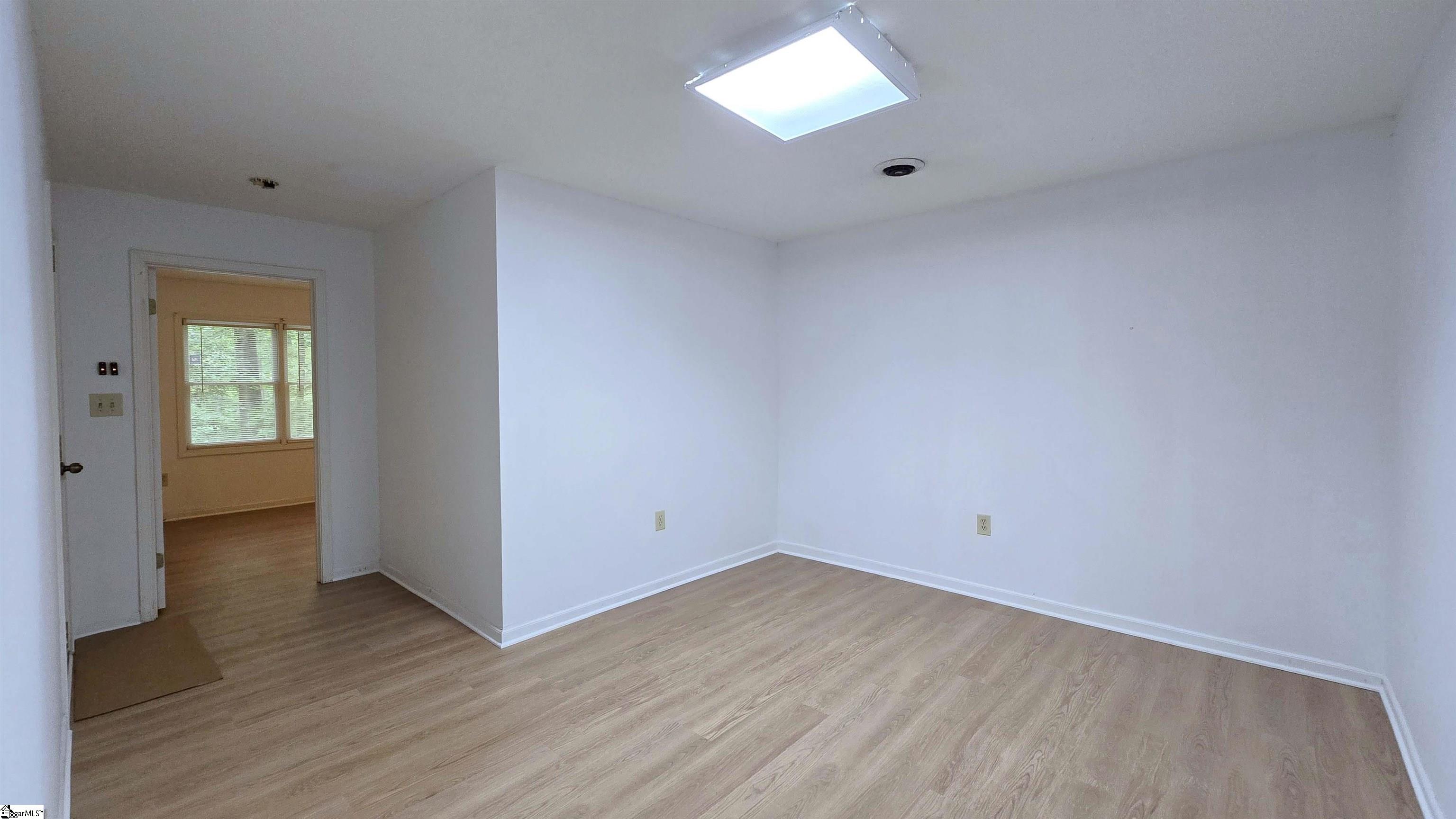 511 Foxhound Road Simpsonville, SC 29680 - Photo 23 of 32