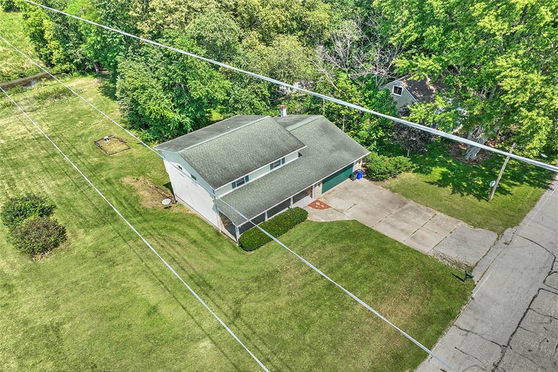 860 Sarah Drive Decatur, IL 62526 - Photo 3 of 38