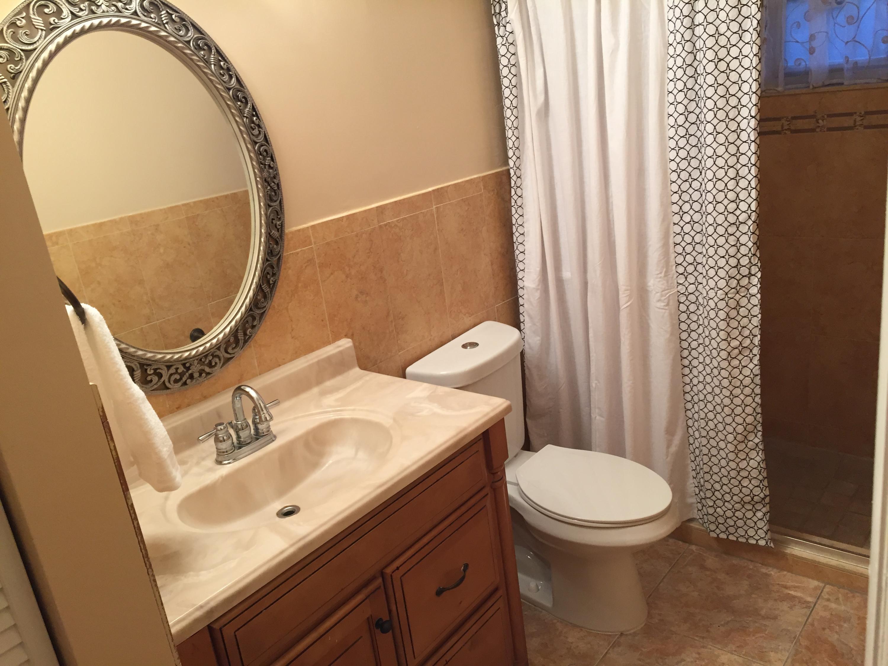 5584 Mango Road West Palm Beach, FL 33413 - Photo 16 of 21 Master Bath