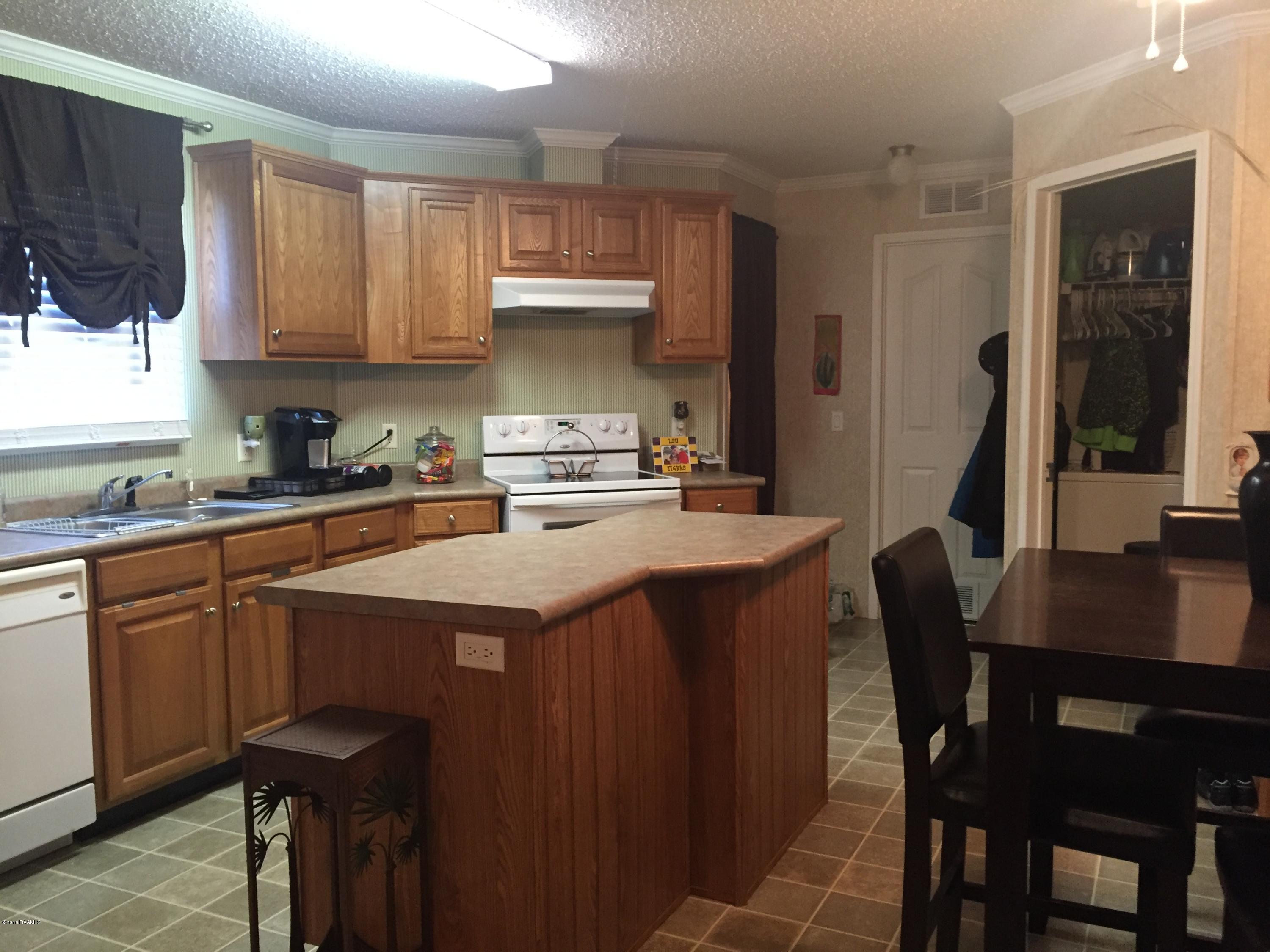 1007 Malapart Road Lafayette, LA 70507 - Photo 2 of 11 File Feb 10, 4 45 05 PM