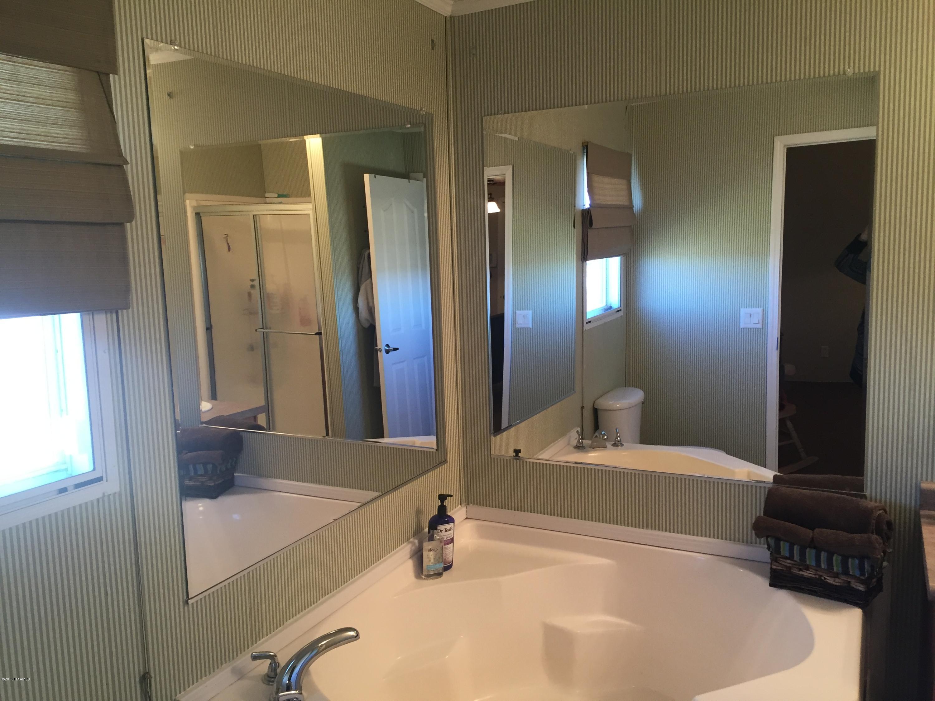 1007 Malapart Road Lafayette, LA 70507 - Photo 6 of 11 File Feb 10, 4 44 23 PM