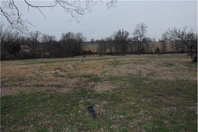 355 North Centerpoint Road Portland, TN 37148 - Photo 4 of 11