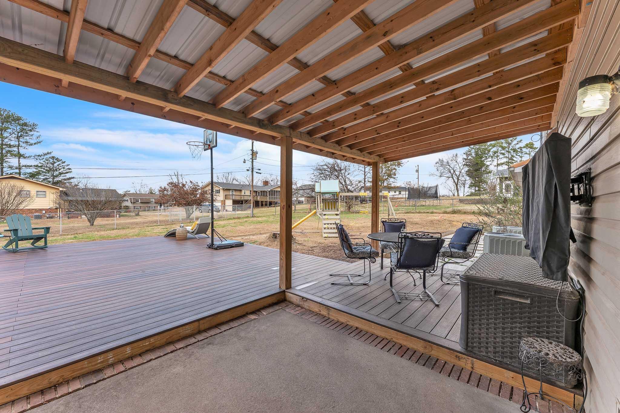 2011 Morris Hill Road Chattanooga, TN 37421 - Photo 17 of 20 17