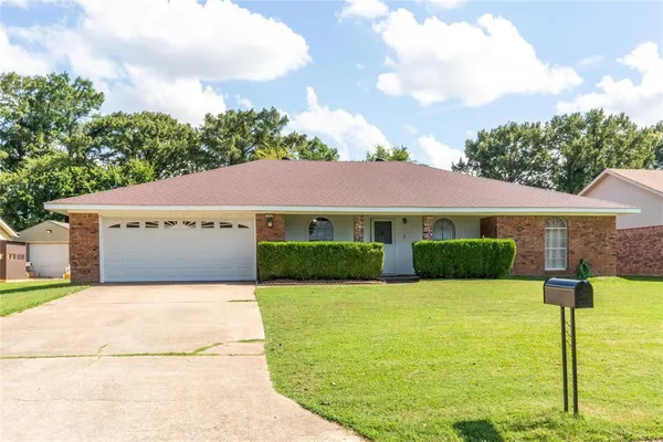$274,999 | 218 Benoist Circle, Bossier City, LA 71111