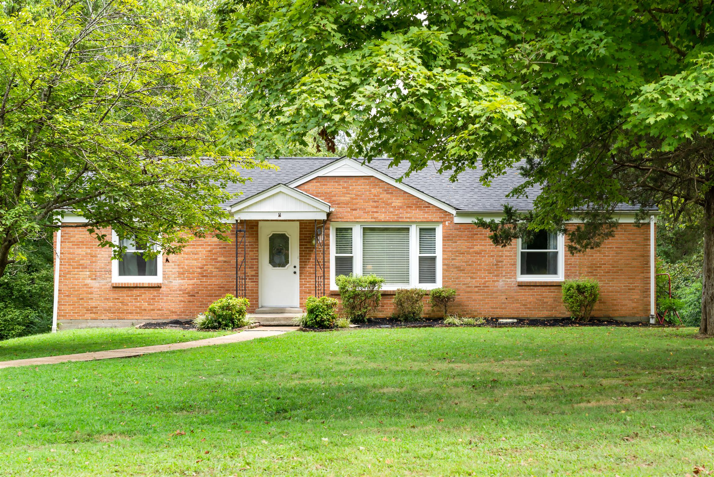 2025 Church Road Clarksville, TN 37040 - Photo 2 of 25 Gallery Image 2