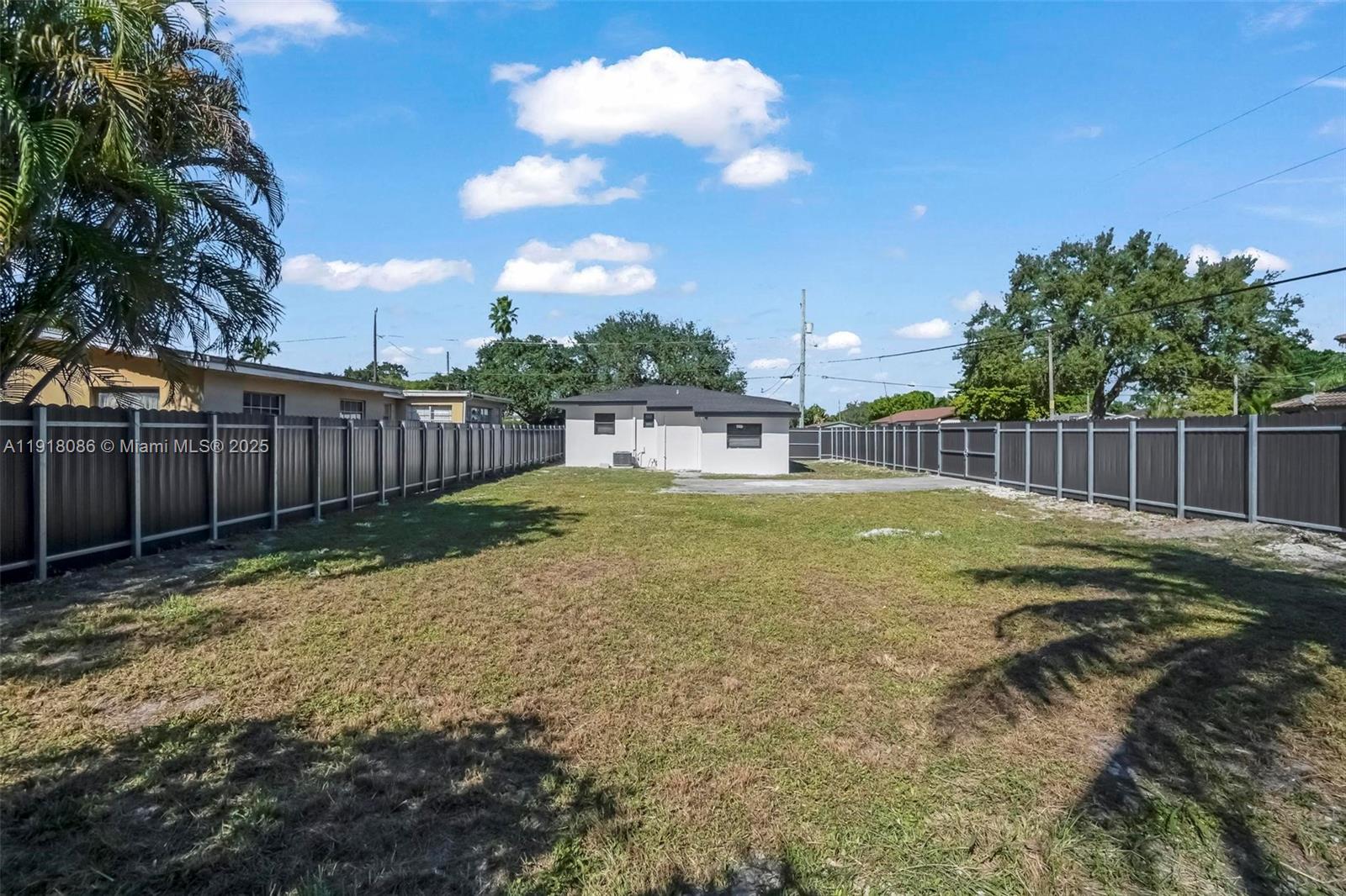 5000 Southwest 22nd Street West Park, FL 33023 - Photo 20 of 23