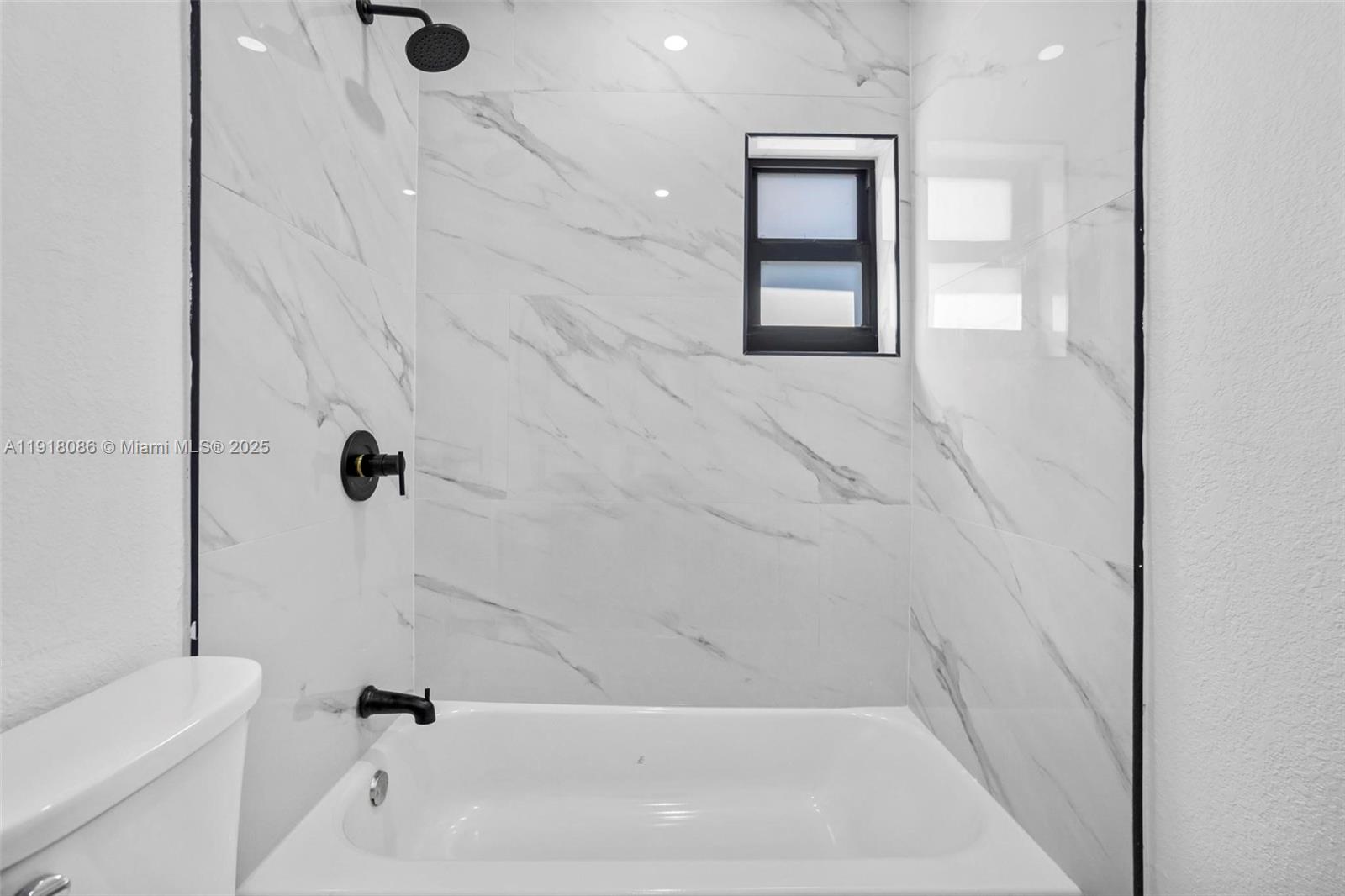 5000 Southwest 22nd Street West Park, FL 33023 - Photo 6 of 23