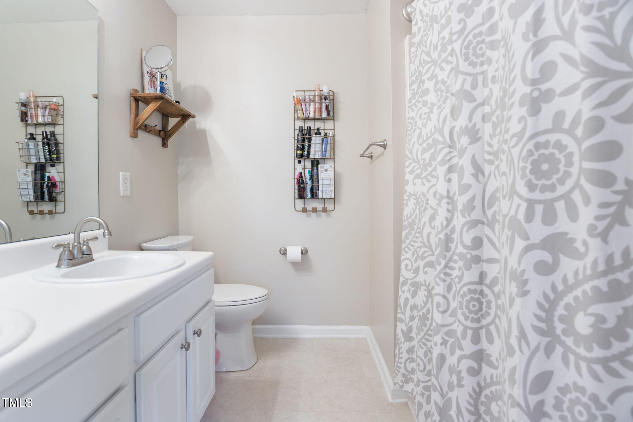 1816 Natalie Brook Way Raleigh, NC 27609 - Photo 12 of 16 17-web-or-mls-1816-natalie-brook-way