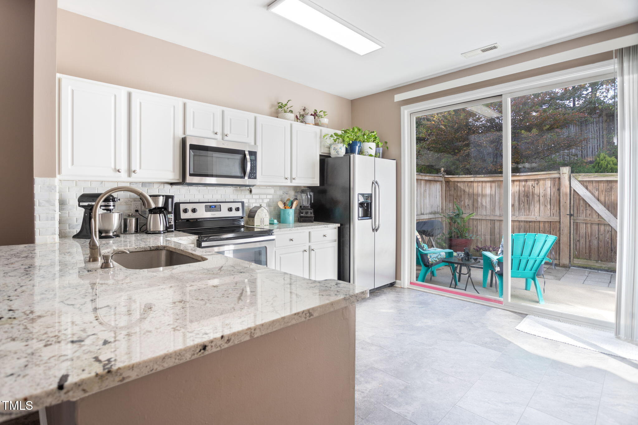 1816 Natalie Brook Way Raleigh, NC 27609 - Photo 7 of 16 18-web-or-mls-1816-natalie-brook-way