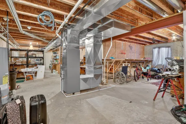 $285,000 | 3721 Green Tree Lane, DeKalb, IL 60115