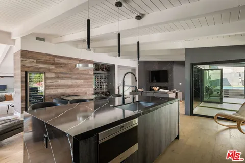 $7,495,000 | 344 Arno Way, Pacific Palisades, CA 90272