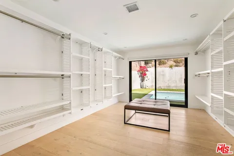 $7,495,000 | 344 Arno Way, Pacific Palisades, CA 90272