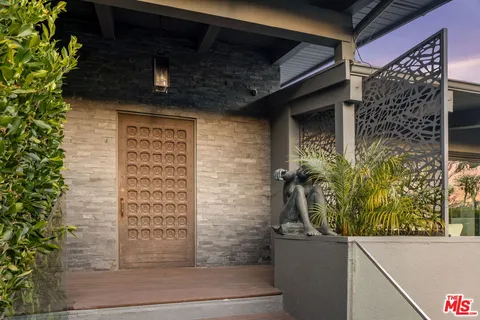 $7,495,000 | 344 Arno Way, Pacific Palisades, CA 90272