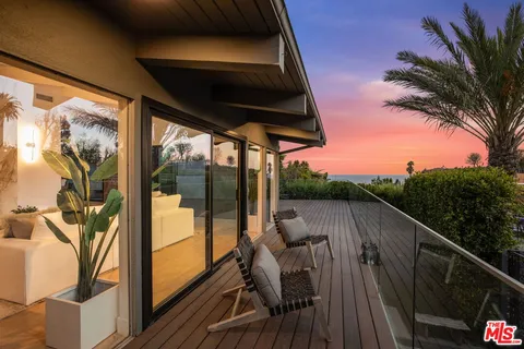$7,495,000 | 344 Arno Way, Pacific Palisades, CA 90272