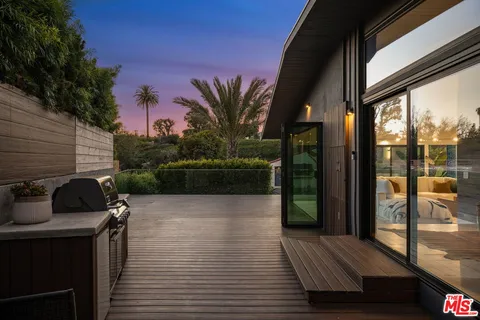 $7,495,000 | 344 Arno Way, Pacific Palisades, CA 90272