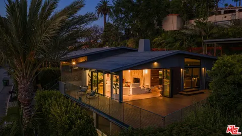 $7,495,000 | 344 Arno Way, Pacific Palisades, CA 90272