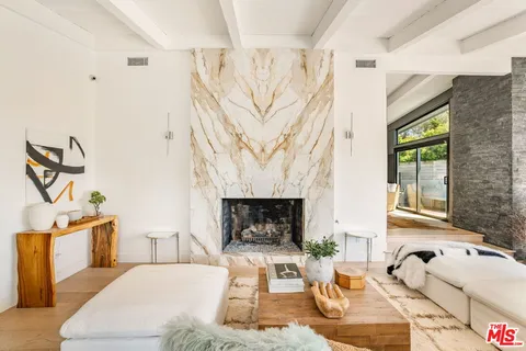 $7,495,000 | 344 Arno Way, Pacific Palisades, CA 90272