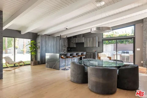 $7,495,000 | 344 Arno Way, Pacific Palisades, CA 90272