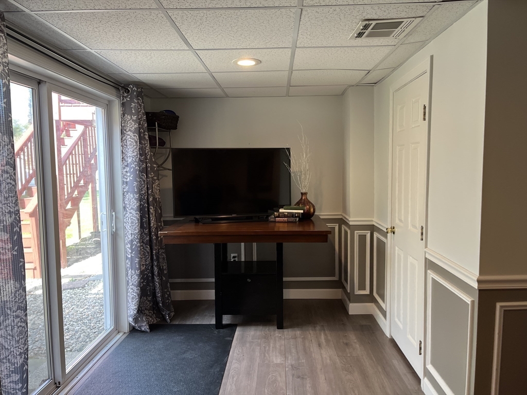 4 Herbert Drive, Unit B Sutton, MA 01590 - Photo 21 of 30