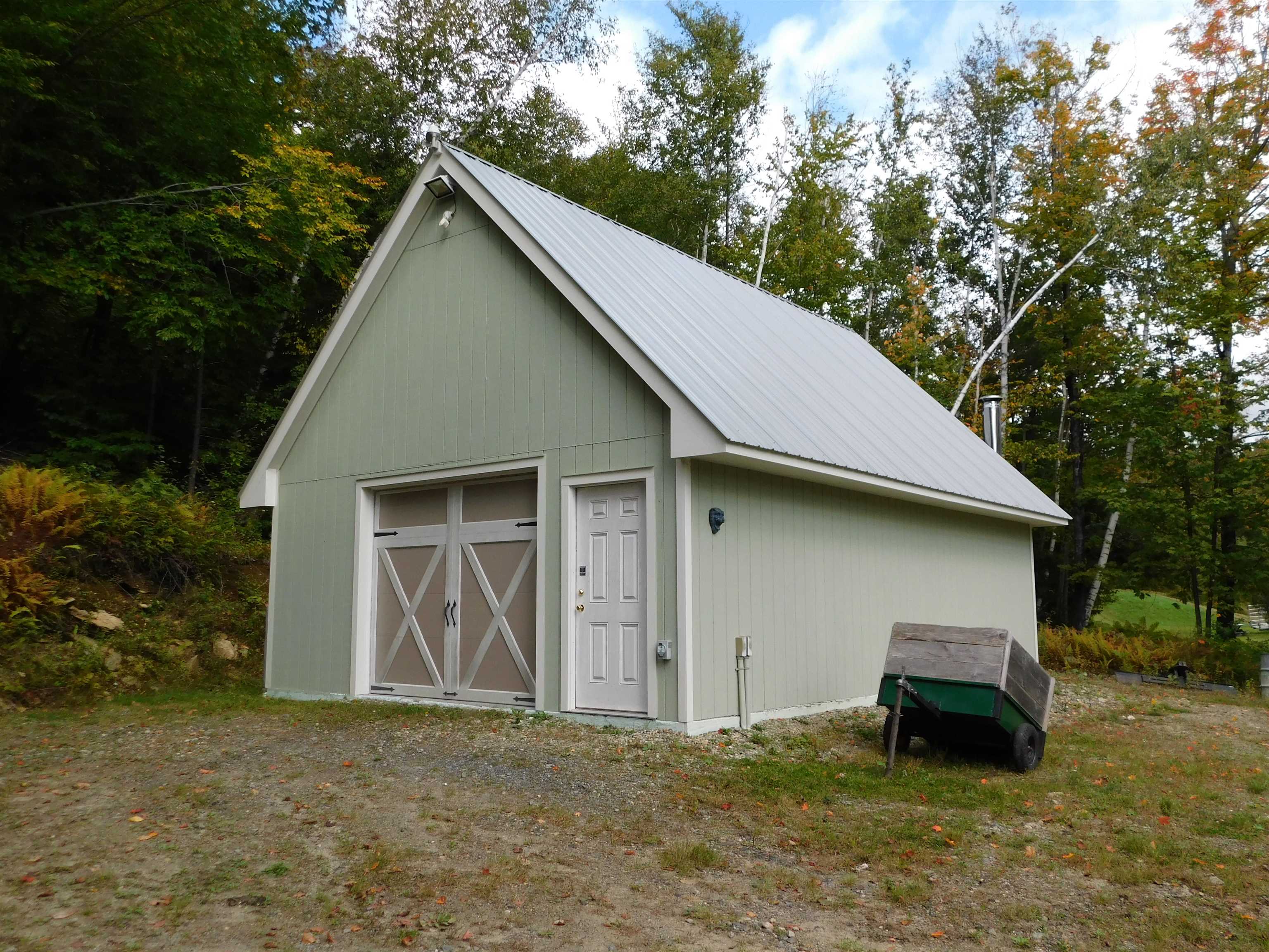 6176 Vermont Rte 100 Wardsboro, VT 05360 - Photo 31 of 34
