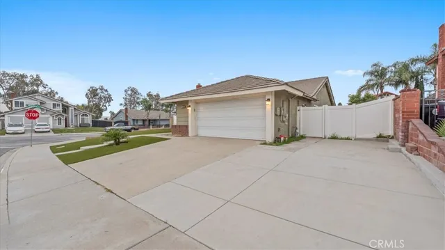 $674,900 | 7550 Periwinkle Drive, Fontana, CA 92336