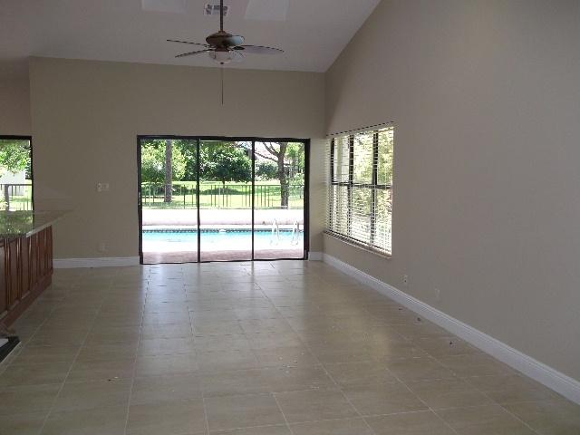 6735 Lago Vista Terrace Boca Raton, FL 33433 - Photo 12 of 33 Moss Pradera 031
