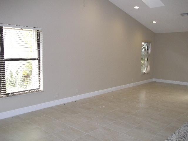 6735 Lago Vista Terrace Boca Raton, FL 33433 - Photo 13 of 33 Moss Pradera 032