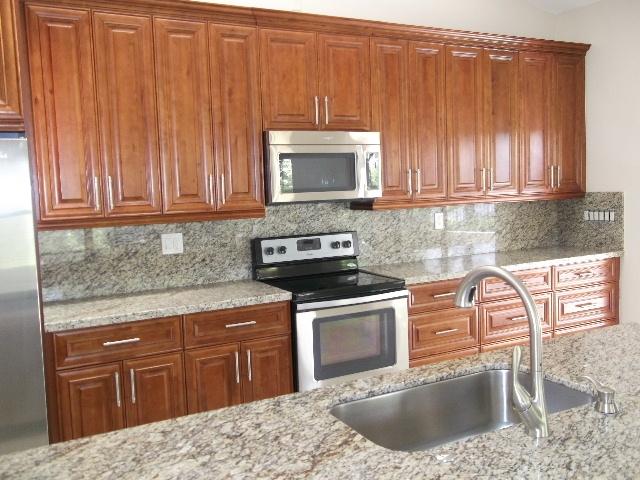 6735 Lago Vista Terrace Boca Raton, FL 33433 - Photo 4 of 33 Moss Pradera 003