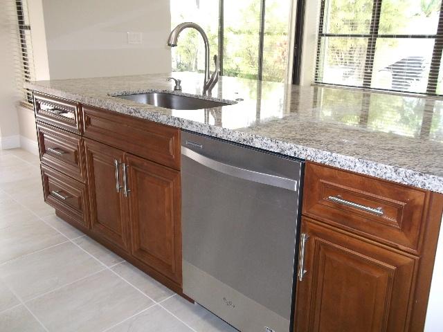 6735 Lago Vista Terrace Boca Raton, FL 33433 - Photo 9 of 33 Moss Pradera 011