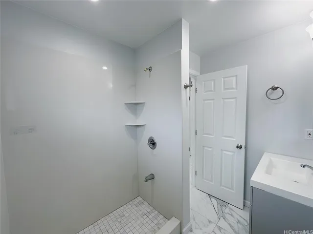 $1,900,000 | 609 Olomana Street, Kailua, HI 96734