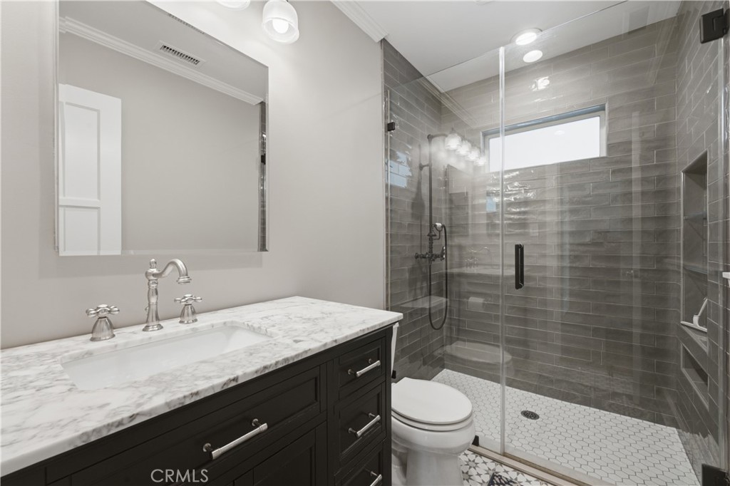 5559 East Monlaco Road Long Beach, CA 90808 - Photo 33 of 54 Beautiful Remodeled Bathroom with Walk In Shower!