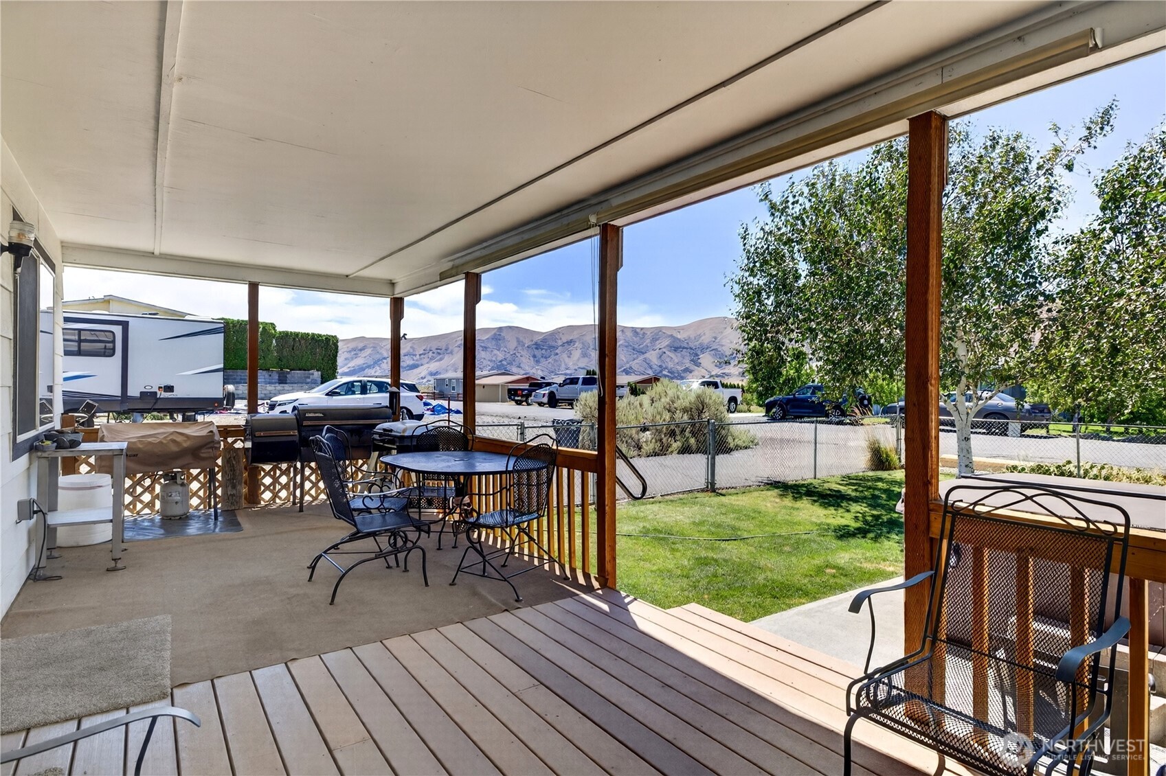 301 Arrowhead Place Southwest Mattawa, WA 99349 - Photo 3 of 36