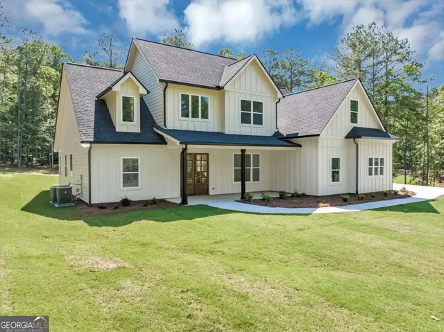 $635,000 | 644 Harbour Shores Drive, Jackson, GA 30233