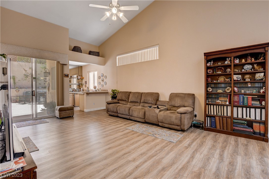 255 Chestnut Ridge Circle Henderson, NV 89012 - Photo 33 of 52 Gallery Image 33
