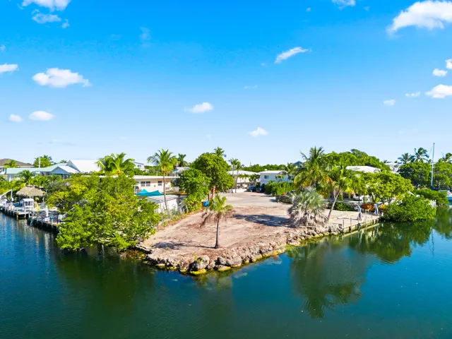 a view of a lake with outdoor space