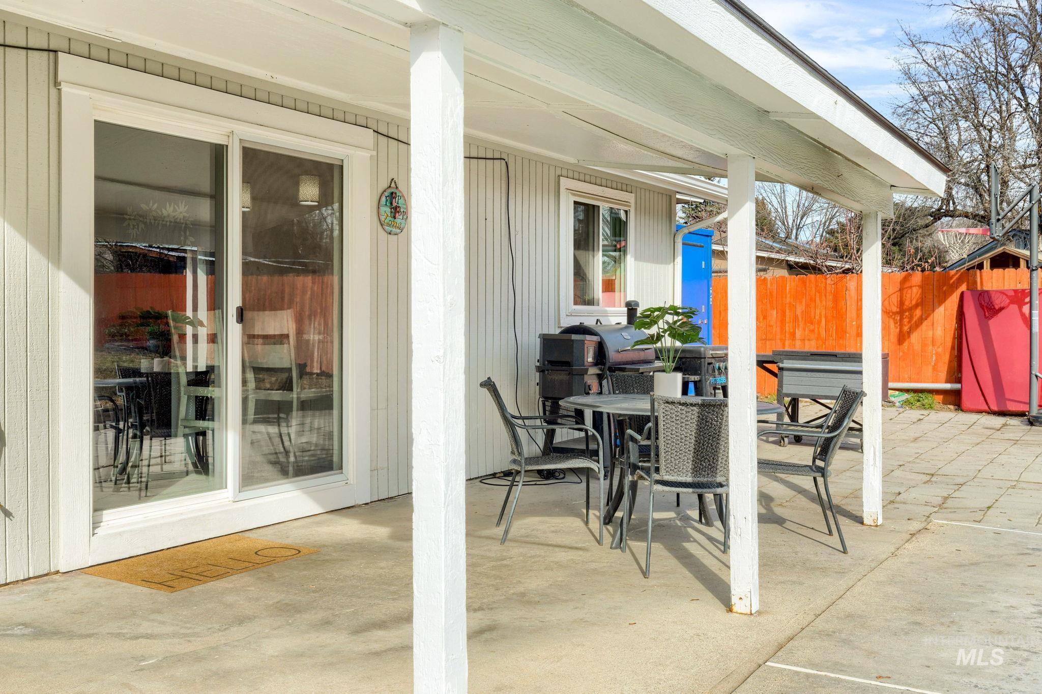 3209 Whitman Drive Boise, ID 83716 - Photo 30 of 45 View of patio with outdoor dining space and grilling area