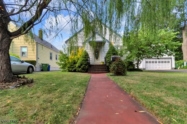 $579,000 | 717 Galvin Avenue, Roselle, NJ 07203
